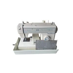 Riccar 7620 sewing machine